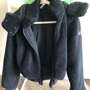 Alo Sherpa sweater jacket